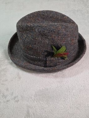 Vintage Bee Hats Tweed Fedora Hat Gray Wool Size 7 Excellent Condition
